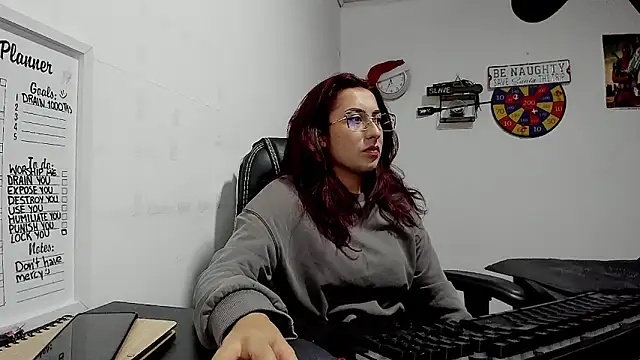 Scarlett Sen online show from December 2024 06:20:02 PM