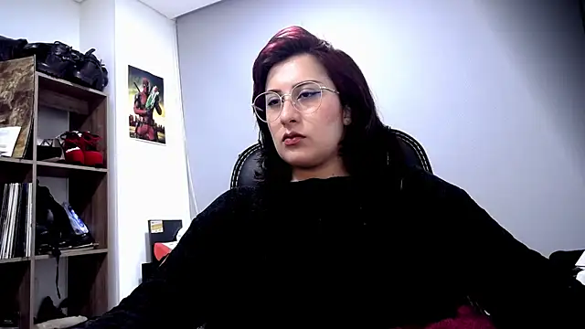 Snapshot of Scarlett_Sen chatting on April 2026 01:46:01 PM Scarlett Sen online show from April 2026 01:46:01 PM