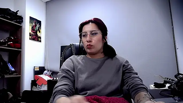 Snapshot of Scarlett_Sen chatting on April 2026 02:44:02 PM Scarlett Sen online show from April 2026 02:44:02 PM