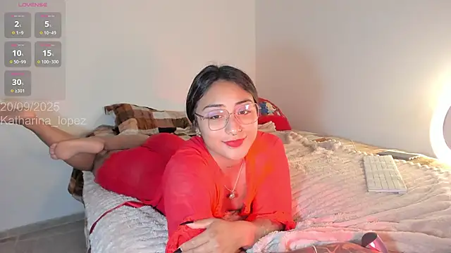 Snapshot of Katharina_Lopez chatting on September 2025 06:09:02 PM Katharina Lopez online show from September 2025 06:09:02 PM