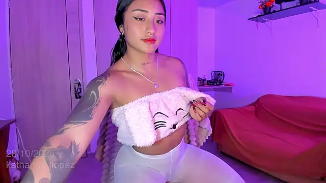 Snapshot of Katharina_Lopez chatting on October 2025 09:50:01 PM Katharina Lopez online show from October 2025 09:50:01 PM
