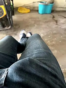 MAHKE12 online show from October 2025 09:17:04 AM