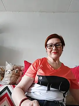 Snapshot of Fire_Night chatting on June 2026 07:35:02 AM Fire Night online show from June 2026 07:35:02 AM
