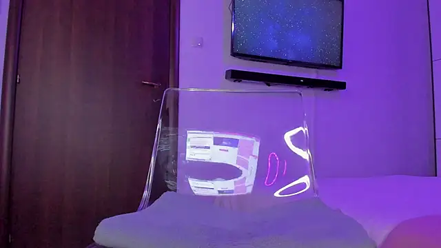 Snapshot of Bri4anna chatting on January 2025 10:03:01 AM Bri4anna online show from January 2025 10:03:01 AM