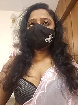 sexynayan23 online show from September 2025 04:45:02 AM