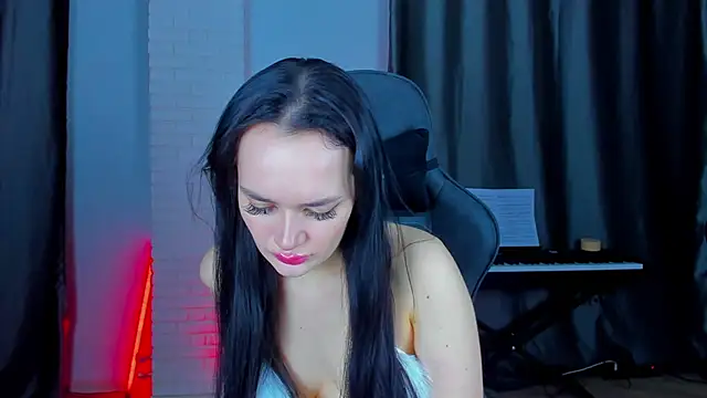 QueenAliss online show from February 2025 02:24:01 PM