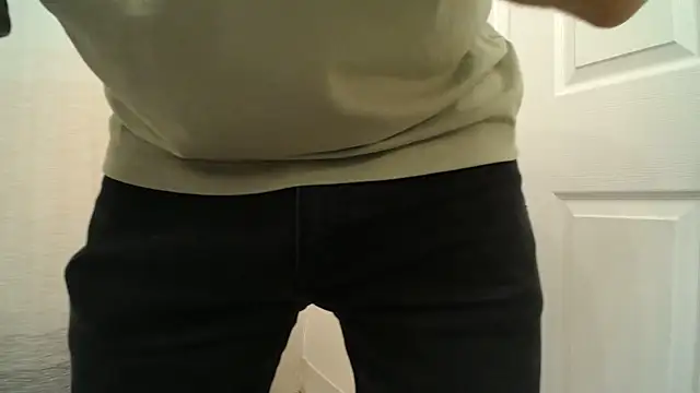 Snapshot of proseccopapi23 chatting on February 2025 06:54:01 AM proseccopapi23 online show from February 2025 06:54:01 AM