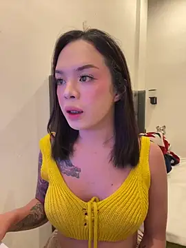 SweetCheska19 online show from April 2026 02:56:01 PM