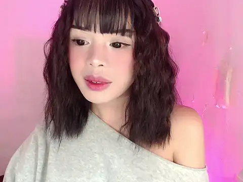 SweetCheska19 online show from May 2026 01:19:01 PM