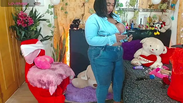 Snapshot of anai_valentinex chatting on March 2025 03:34:02 AM anai valentinex online show from March 2025 03:34:02 AM