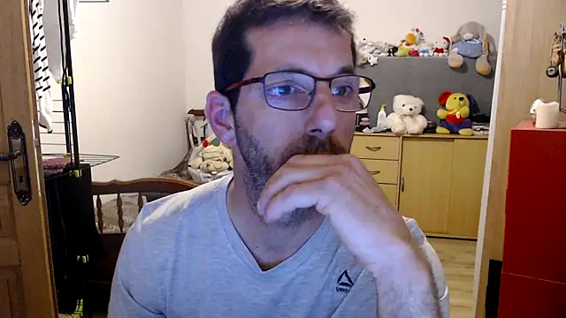 steph19x5 online show from March 2025 06:43:02 PM