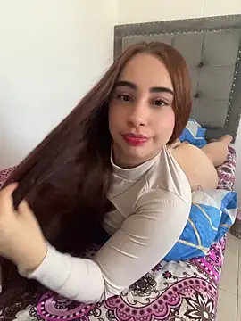 Elena222  online show from April 2026 01:46:02 PM