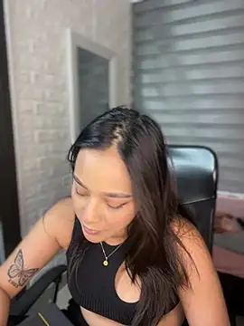 Little Amber6 online show from March 2025 08:38:02 PM