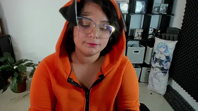 aika-dreams online show from December 2024 05:33:01 PM