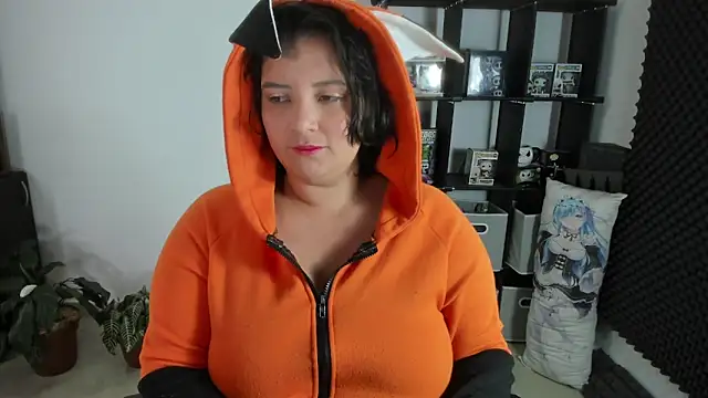 aika-dreams online show from December 2024 12:09:02 PM