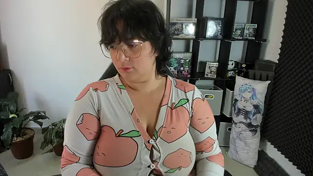 aika-dreams online show from January 2025 03:29:01 PM