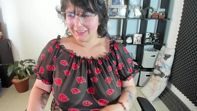 aika-dreams online show from February 2025 04:32:02 PM