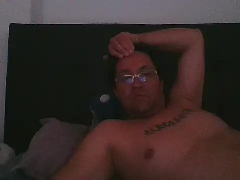 JJ18vader online show from November 2025 07:58:02 PM