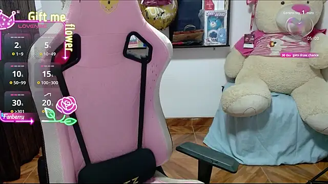 Maggie Fox3 online show from September 2025 02:15:02 AM