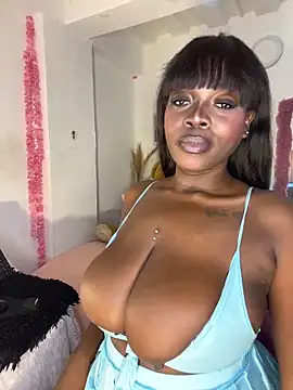 karinacortes online show from June 2026 02:40:01 AM
