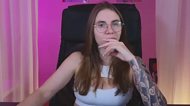  AnnaStark  online show from January 2025 08:26:02 PM