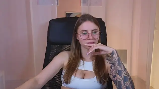  AnnaStark  online show from January 2025 11:53:02 PM