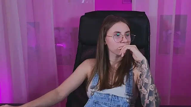  AnnaStark  online show from March 2025 11:33:01 PM