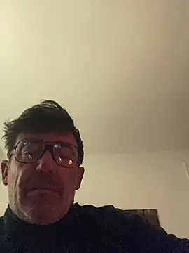 maxximere online show from March 2026 10:55:01 PM