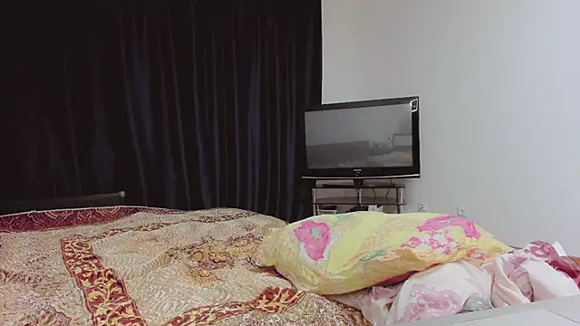 Larisa Sign online show from December 2024 09:13:02 AM