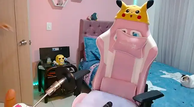 Luna Paris  online show from December 2024 12:12:01 AM