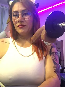 Luna Paris  online show from February 2025 12:40:02 AM