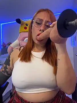 Luna Paris  online show from February 2026 11:31:02 PM