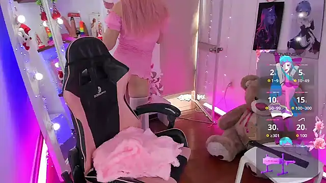 Snapshot of alessandrathedoll chatting on December 2024 07:54:01 PM alessandrathedoll online show from December 2024 07:54:01 PM