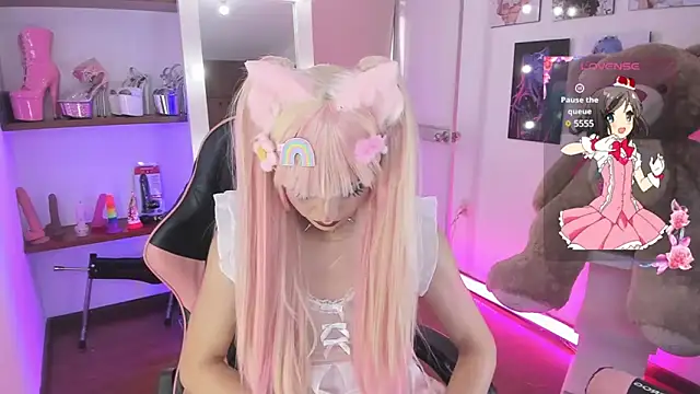 Snapshot of alessandrathedoll chatting on January 2025 05:59:02 PM alessandrathedoll online show from January 2025 05:59:02 PM