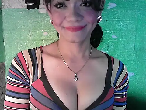 Rosebaumgardner1234 online show from February 2025 03:31:02 PM