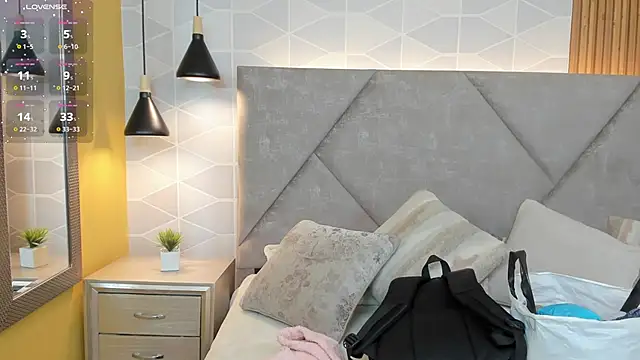 Snapshot of Sammy_Fit_ chatting on April 2026 12:42:01 PM Sammy Fit online show from April 2026 12:42:01 PM