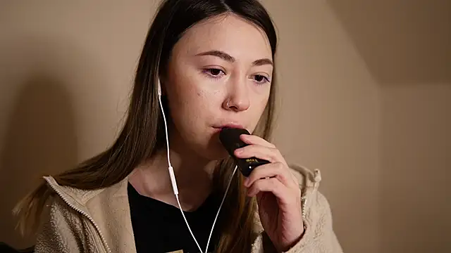 chibi moon  online show from January 2025 05:13:02 PM