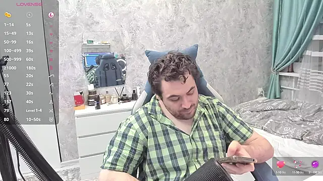 Morlaios online show from February 2025 08:34:02 PM