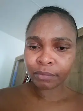 Snapshot of SweetAppleCandyxx chatting on November 2025 08:48:01 AM SweetAppleCandyxx online show from November 2025 08:48:01 AM