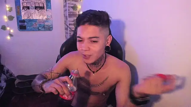 Snapshot of saad_man chatting on December 2025 10:47:01 PM saad man online show from December 2025 10:47:01 PM