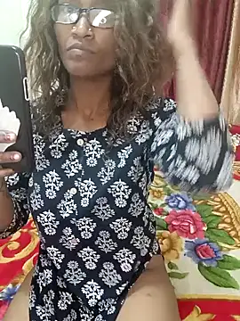 LunaRai online show from March 2025 07:20:02 AM