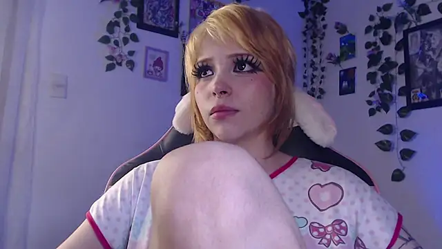 MaryJannes online show from December 2024 12:33:02 PM