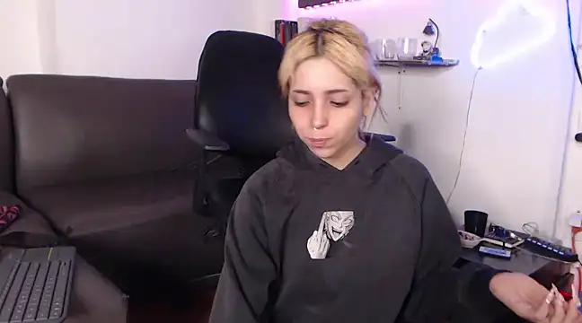 MaryJannes online show from March 2025 06:35:01 AM