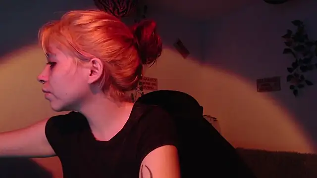 MaryJannes online show from November 2025 07:43:01 AM