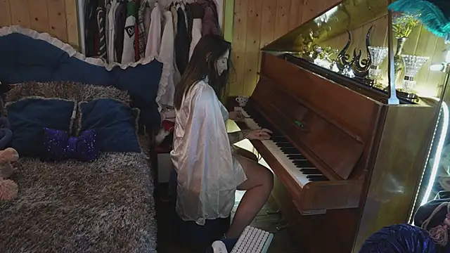 VanessaDoyle online show from October 2025 01:52:02 PM