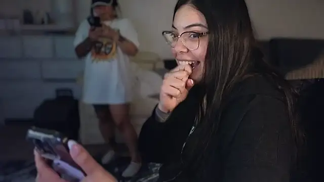 drizzypeach602 online show from December 2024 06:35:01 AM