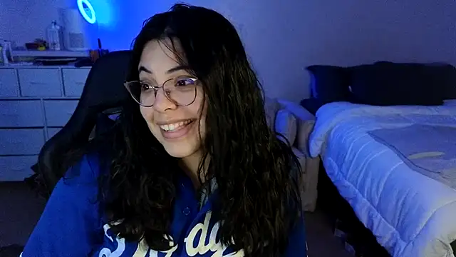 drizzypeach602 online show from January 2025 03:20:01 AM