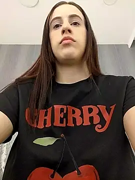 Amira Milker online show from September 2025 12:49:02 PM