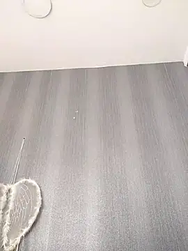 Amira Milker online show from September 2025 02:19:01 PM