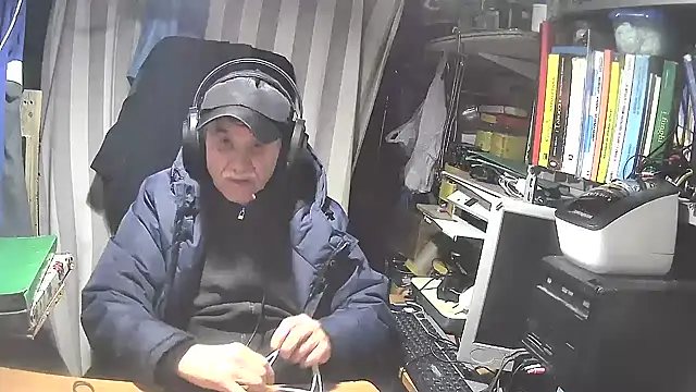 nonnomaturobisex online show from February 2025 10:48:02 AM